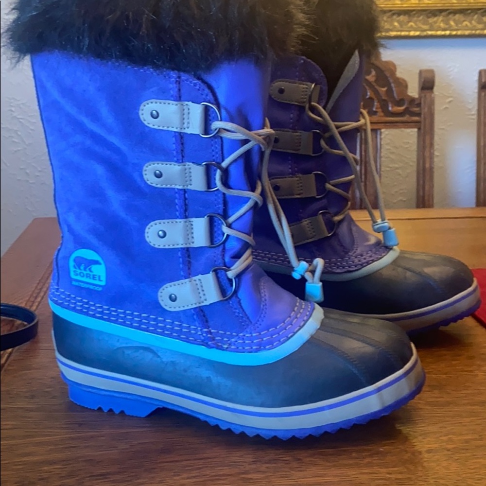 New Women’s Sorel Boots